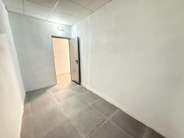 Garasje til salgs i Las Piscinas Naturales, Torrevieja - € 9 900 (Ref: 10183154)