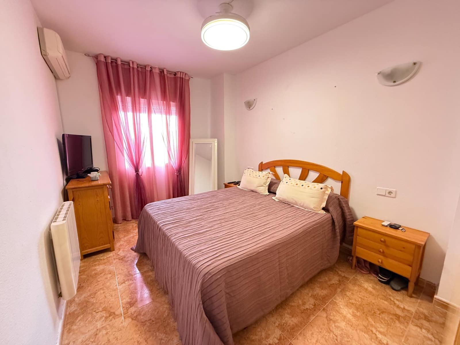 2 sovrum Lägenhet till salu i Torrevieja med pool - 136 500 € (Ref: 10184975)