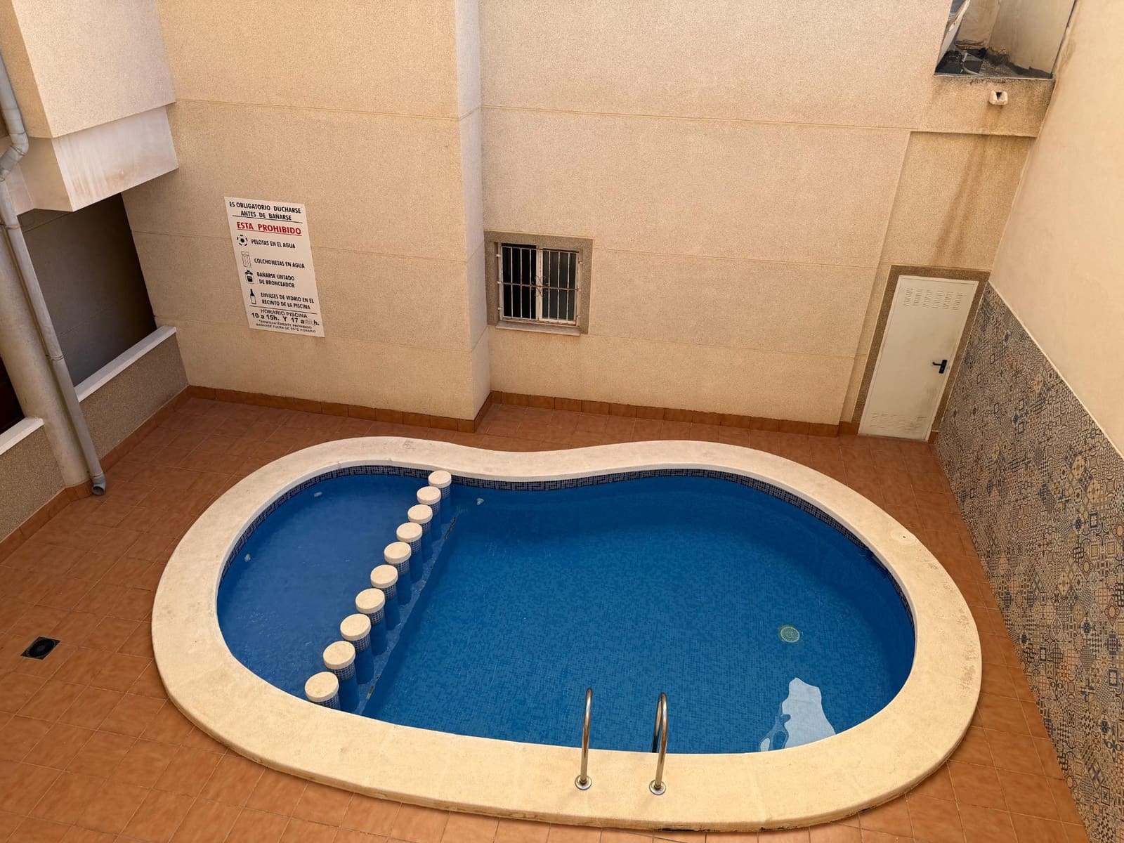 2 sovrum Lägenhet till salu i Torrevieja med pool - 136 500 € (Ref: 10184975)