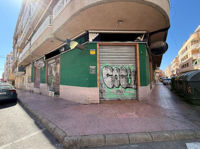 Kaupallinen myytävänä paikassa Playa del Cura, Torrevieja - 225 000 € (Ref: 9630511)