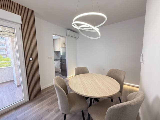 2 soveværelse Lejlighed til salg i El Molino, Torrevieja - € 139.500 (Ref: 9630514)