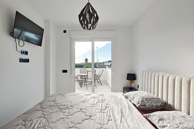 3 makuuhuone Huoneisto myytävänä paikassa Villamartin, Orihuela mukana uima-altaan 
autotalli - 320 000 € (Ref: 9630515)