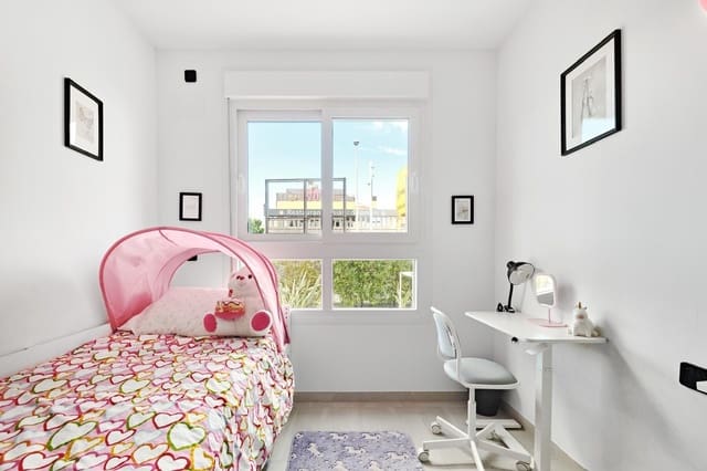 3 makuuhuone Huoneisto myytävänä paikassa Villamartin, Orihuela mukana uima-altaan 
autotalli - 320 000 € (Ref: 9630515)