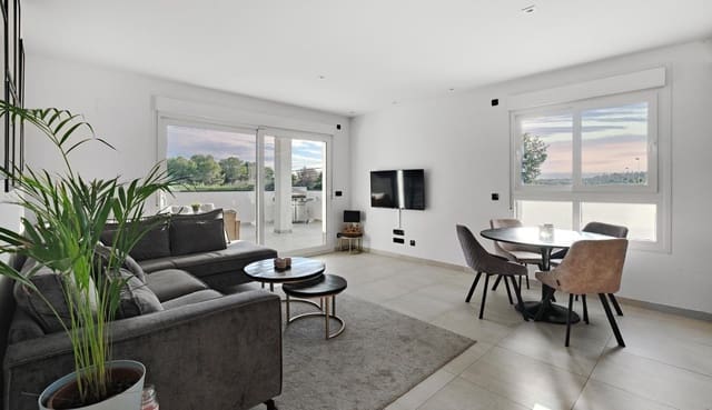 3 makuuhuone Huoneisto myytävänä paikassa Villamartin, Orihuela mukana uima-altaan 
autotalli - 320 000 € (Ref: 9630515)