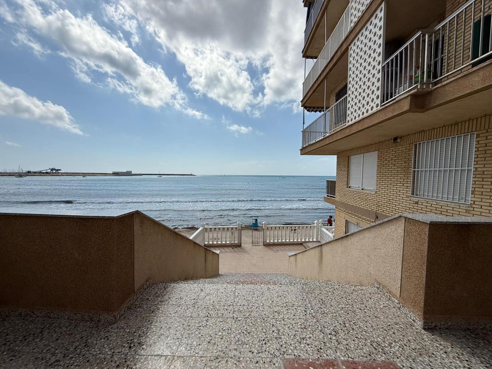 3 bedroom Apartment for sale in Torrevieja - € 249,000 (Ref: 9630516)