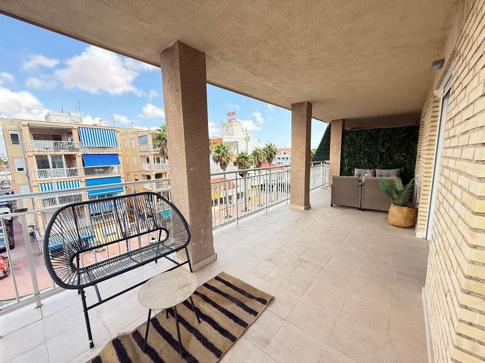 3 bedroom Apartment for sale in Torrevieja - € 249,000 (Ref: 9630516)