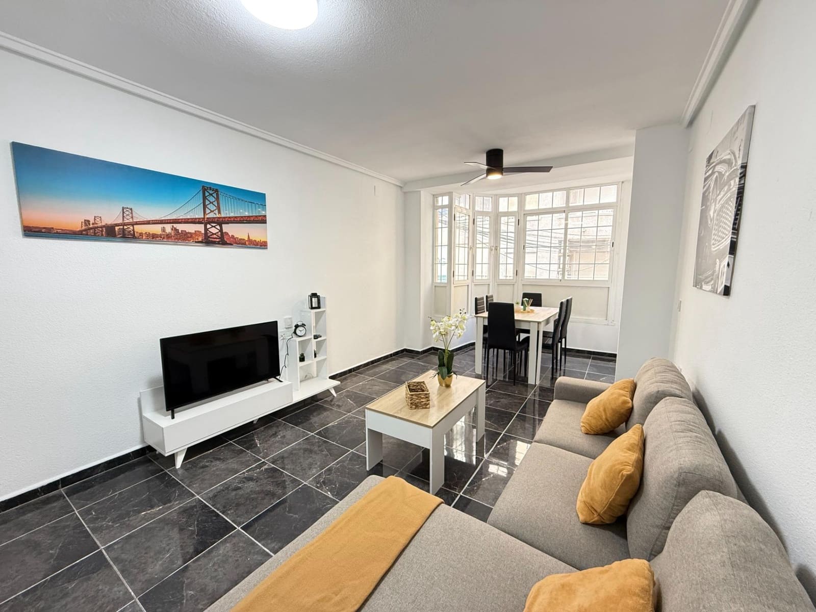 3 quarto Apartamento para venda em Torrevieja - 170 800 € (Ref: 9630526)