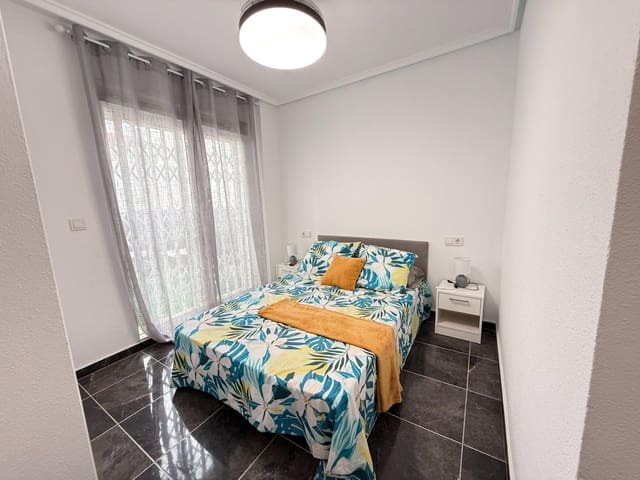 3 quarto Apartamento para venda em Centro, Torrevieja - 170 800 € (Ref: 9630526)
