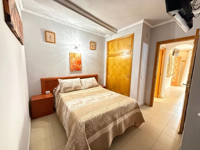 2 Zimmer Apartment zu verkaufen in Cabo Cervera, Torrevieja mit Pool - 130.000 € (Ref: 9630527)