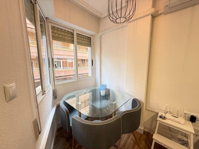 4 soverom Leilighet til salgs i Avenida Habaneras - Curva de Palangre, Torrevieja - € 175 000 (Ref: 9630528)