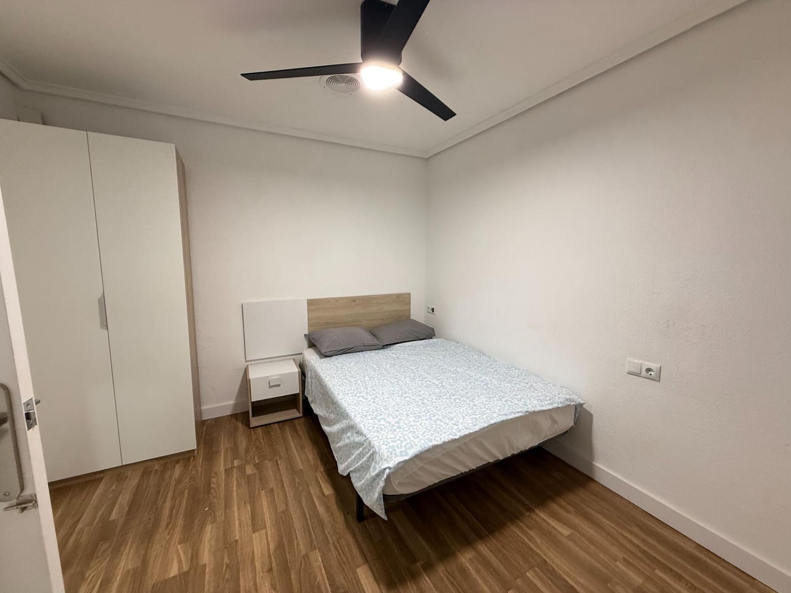 4 soverom Leilighet til salgs i Torrevieja - € 175 000 (Ref: 9630528)