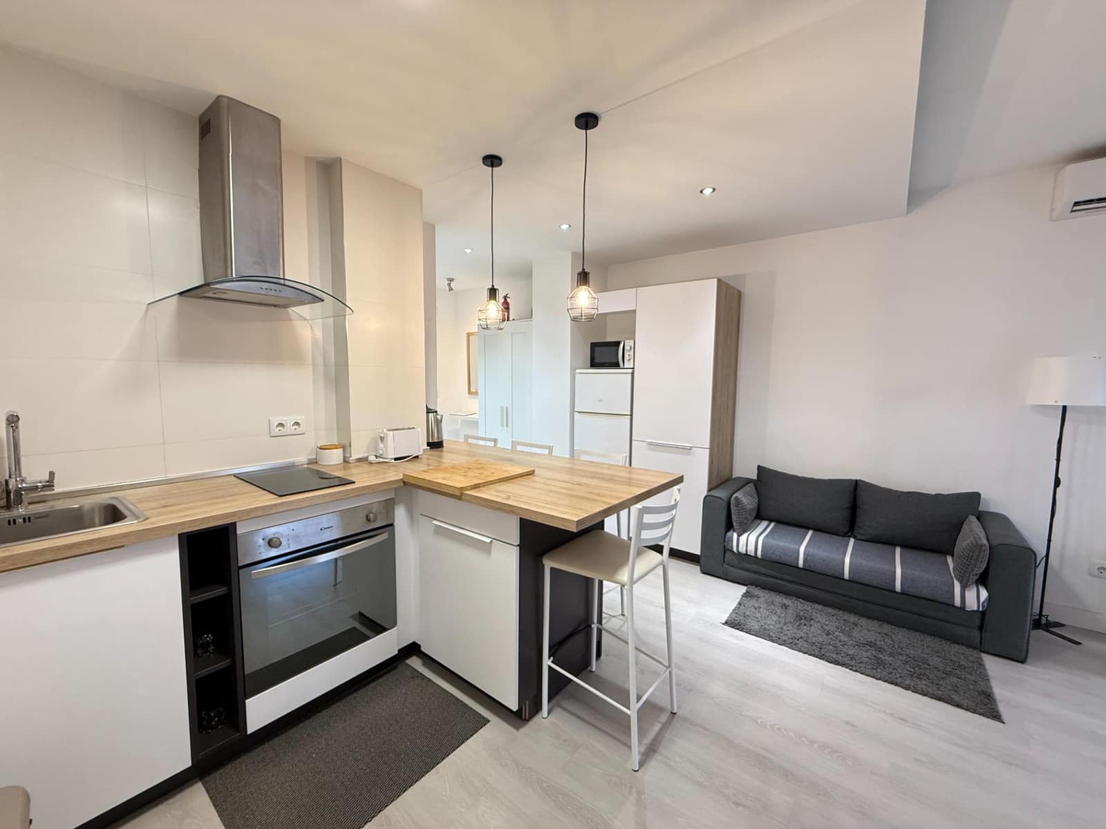 Studio zu verkaufen in Torrevieja mit Pool - 104.900 € (Ref: 9630531)