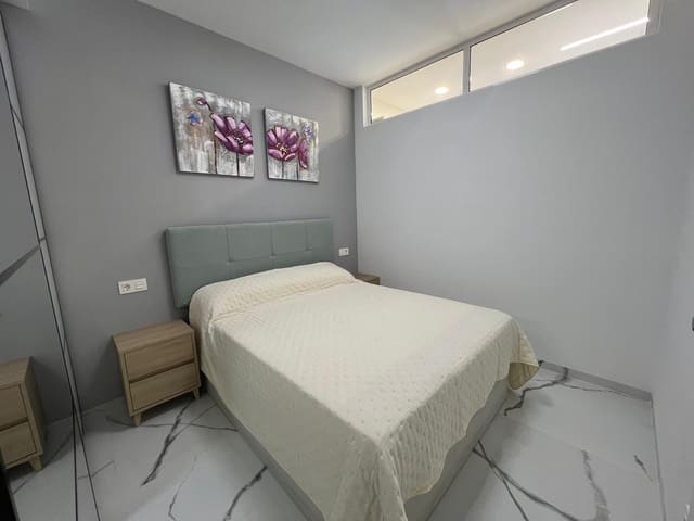 2 makuuhuone Ranta-asunto myytävänä paikassa Playa del Cura, Torrevieja - 230 000 € (Ref: 9630533)