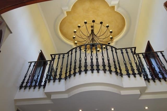 5 sypialnia Willa na sprzedaż w Dehesa de Campoamor, Orihuela z basenem garażem - 1 250 000 € (Ref: 9637538)