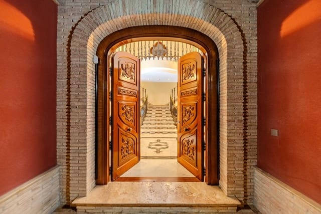 5 sypialnia Willa na sprzedaż w Dehesa de Campoamor, Orihuela z basenem garażem - 1 250 000 € (Ref: 9637538)