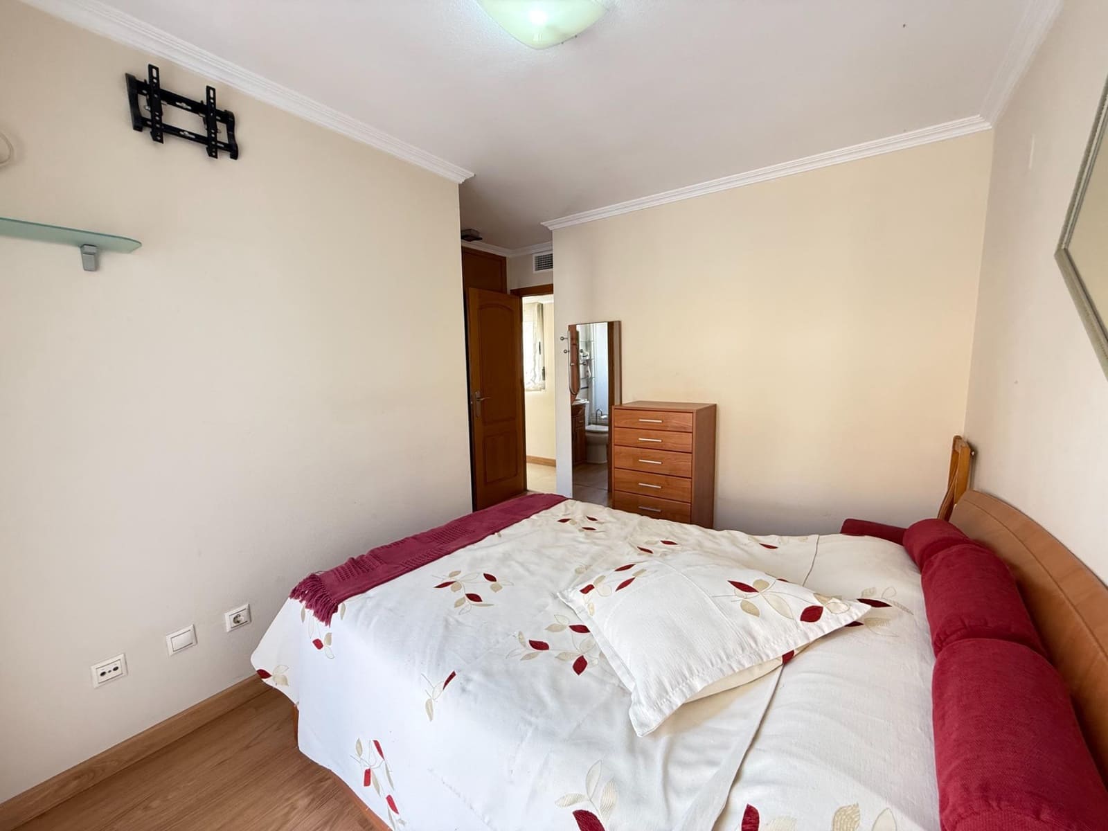 3 slaapkamer Penthouse te koop in Torrevieja met zwembad garage - € 259.900 (Ref: 9644997)