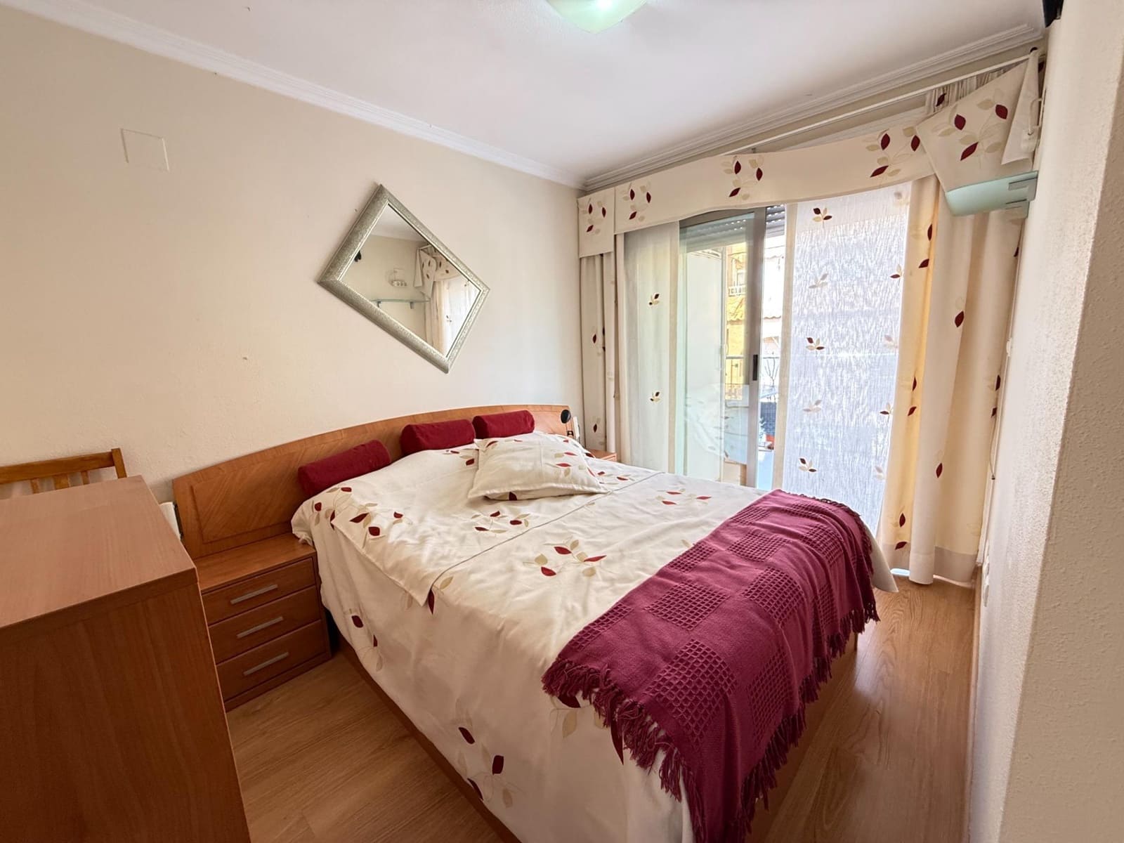 3 slaapkamer Penthouse te koop in Torrevieja met zwembad garage - € 259.900 (Ref: 9644997)