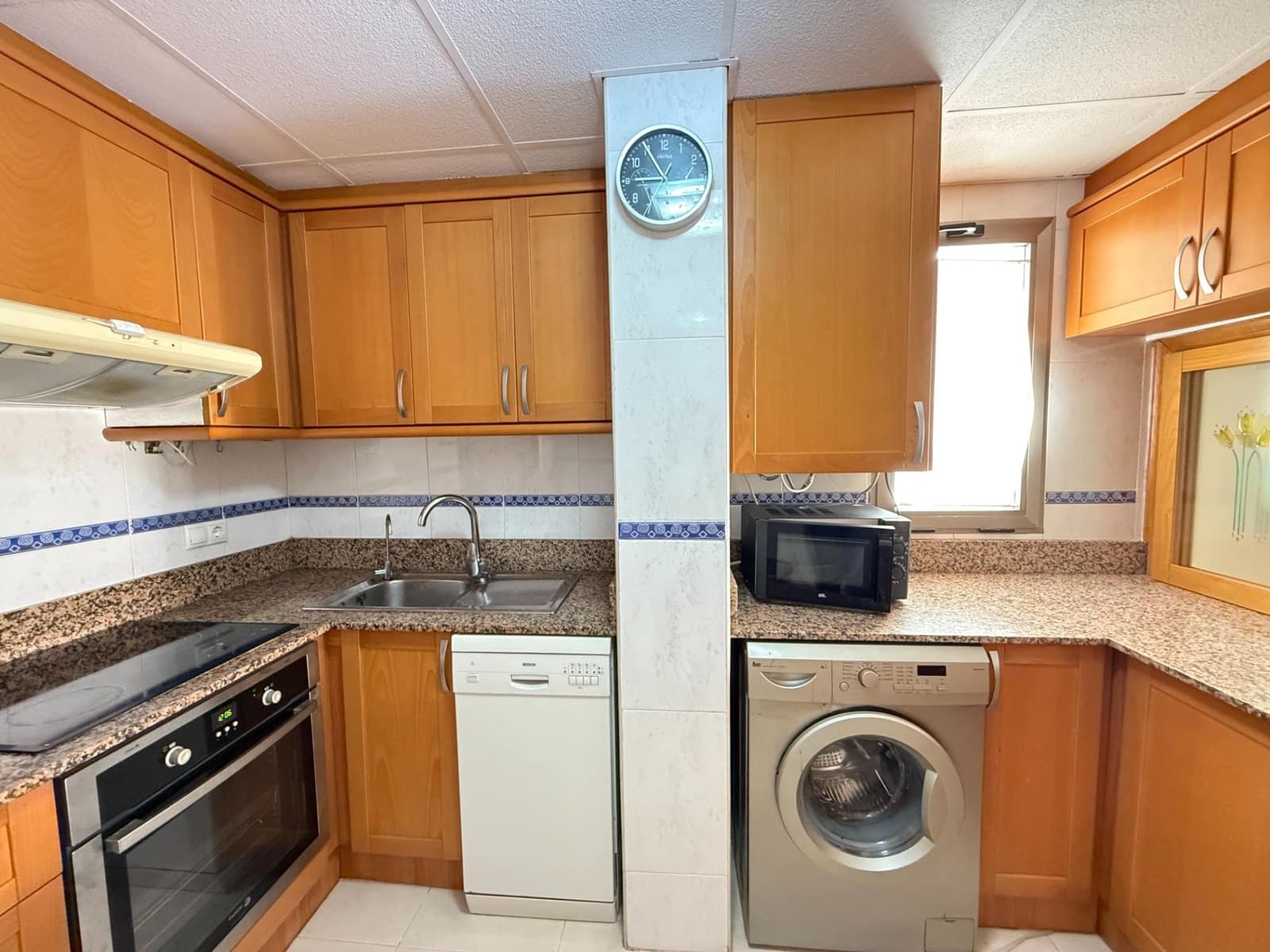 3 slaapkamer Penthouse te koop in Torrevieja met zwembad garage - € 259.900 (Ref: 9644997)