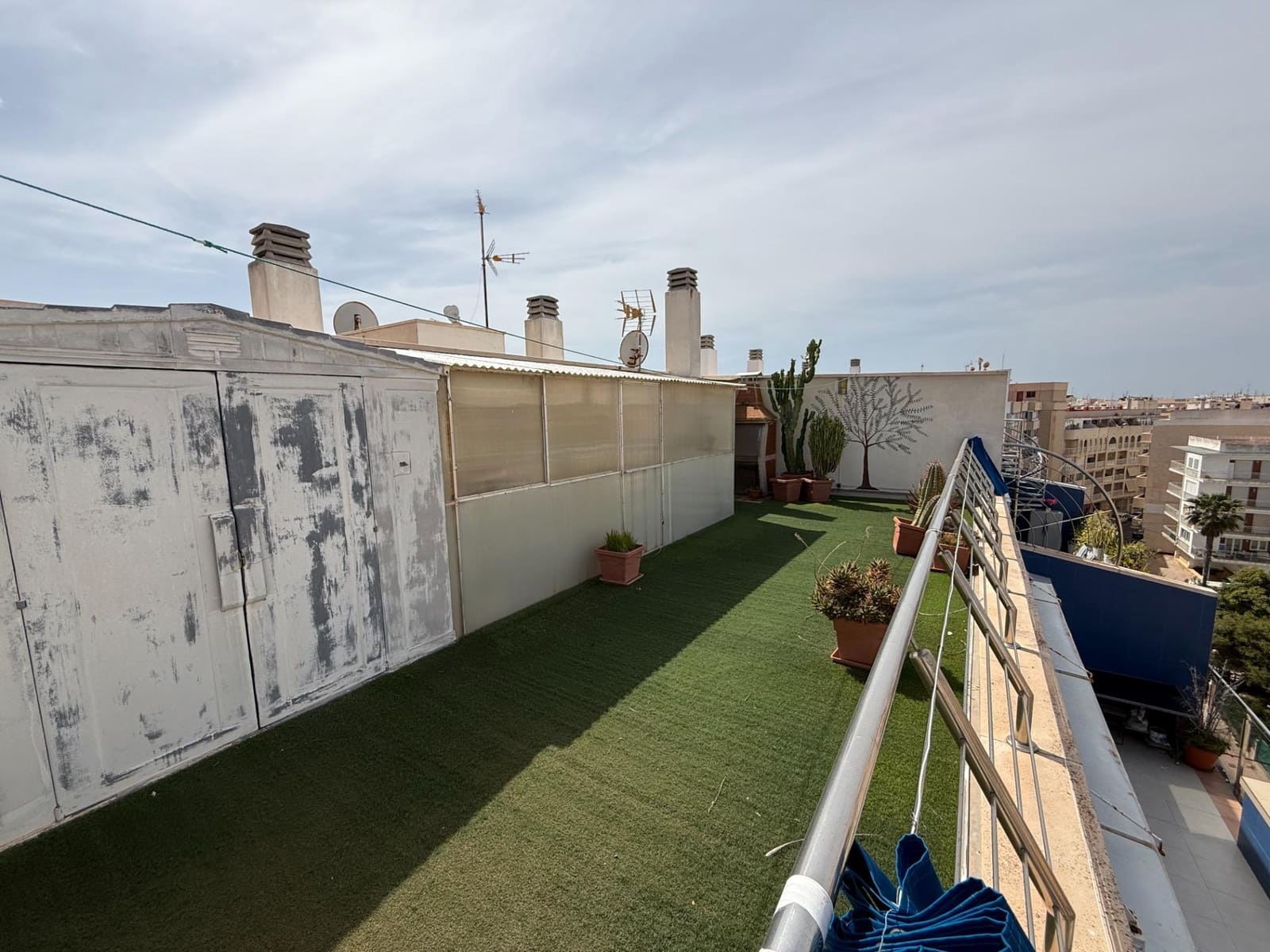 3 slaapkamer Penthouse te koop in Torrevieja met zwembad garage - € 259.900 (Ref: 9644997)