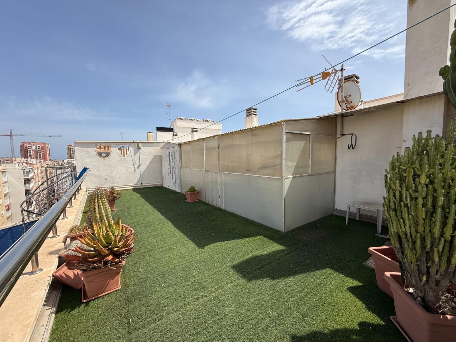 3 slaapkamer Penthouse te koop in Torrevieja met zwembad garage - € 259.900 (Ref: 9644997)