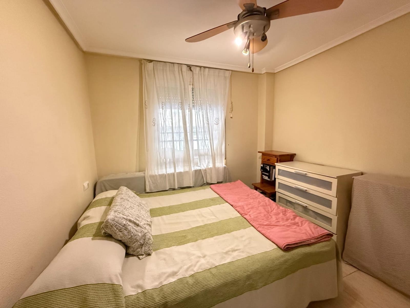 1 Zimmer Apartment zu verkaufen in Torrevieja - 96.000 € (Ref: 9738543)