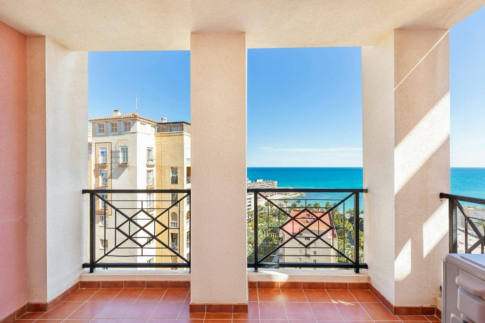 2 bedroom Apartment for sale in Torrevieja with pool - € 275,000 (Ref: 9755651)