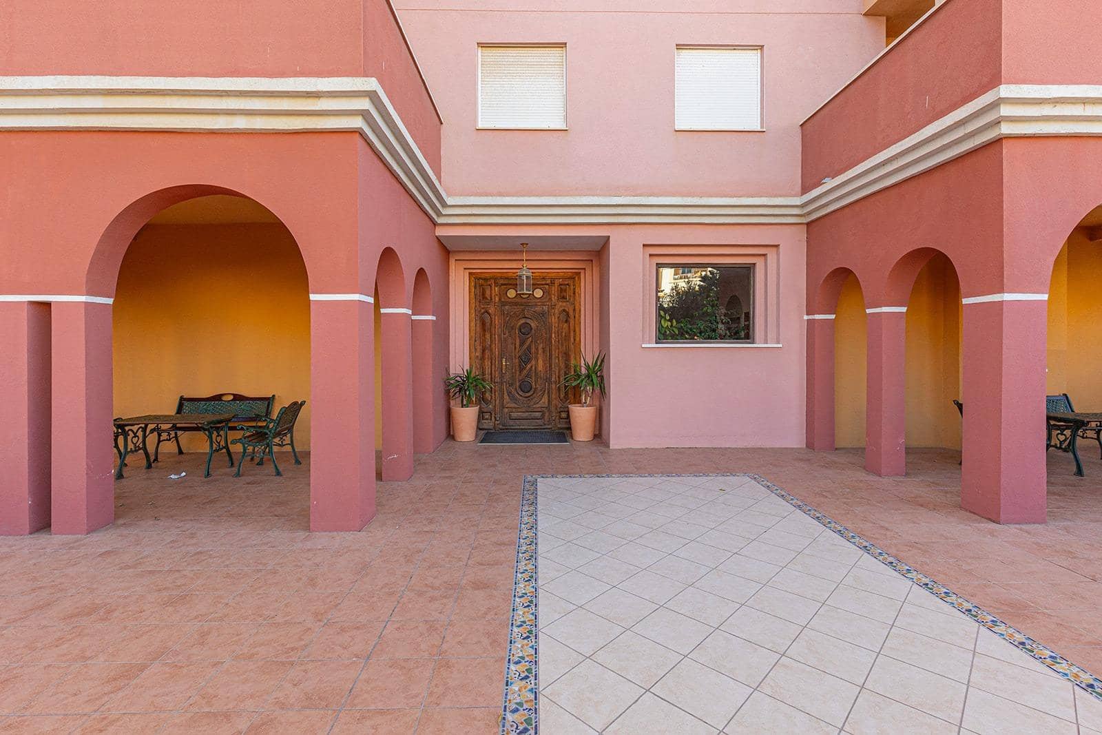 2 bedroom Apartment for sale in Torrevieja with pool - € 275,000 (Ref: 9755651)