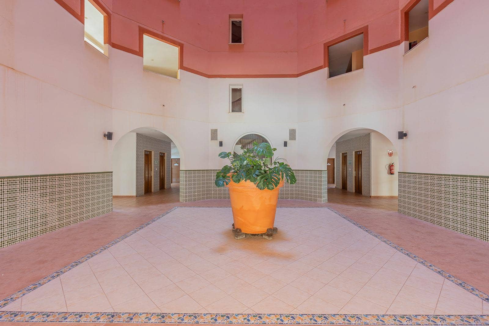 2 bedroom Apartment for sale in Torrevieja with pool - € 275,000 (Ref: 9755651)