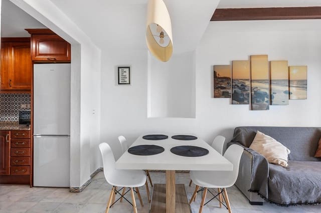 2 slaapkamer Appartement te koop in Playa de los Locos, Torrevieja met zwembad - € 275.000 (Ref: 9755651)