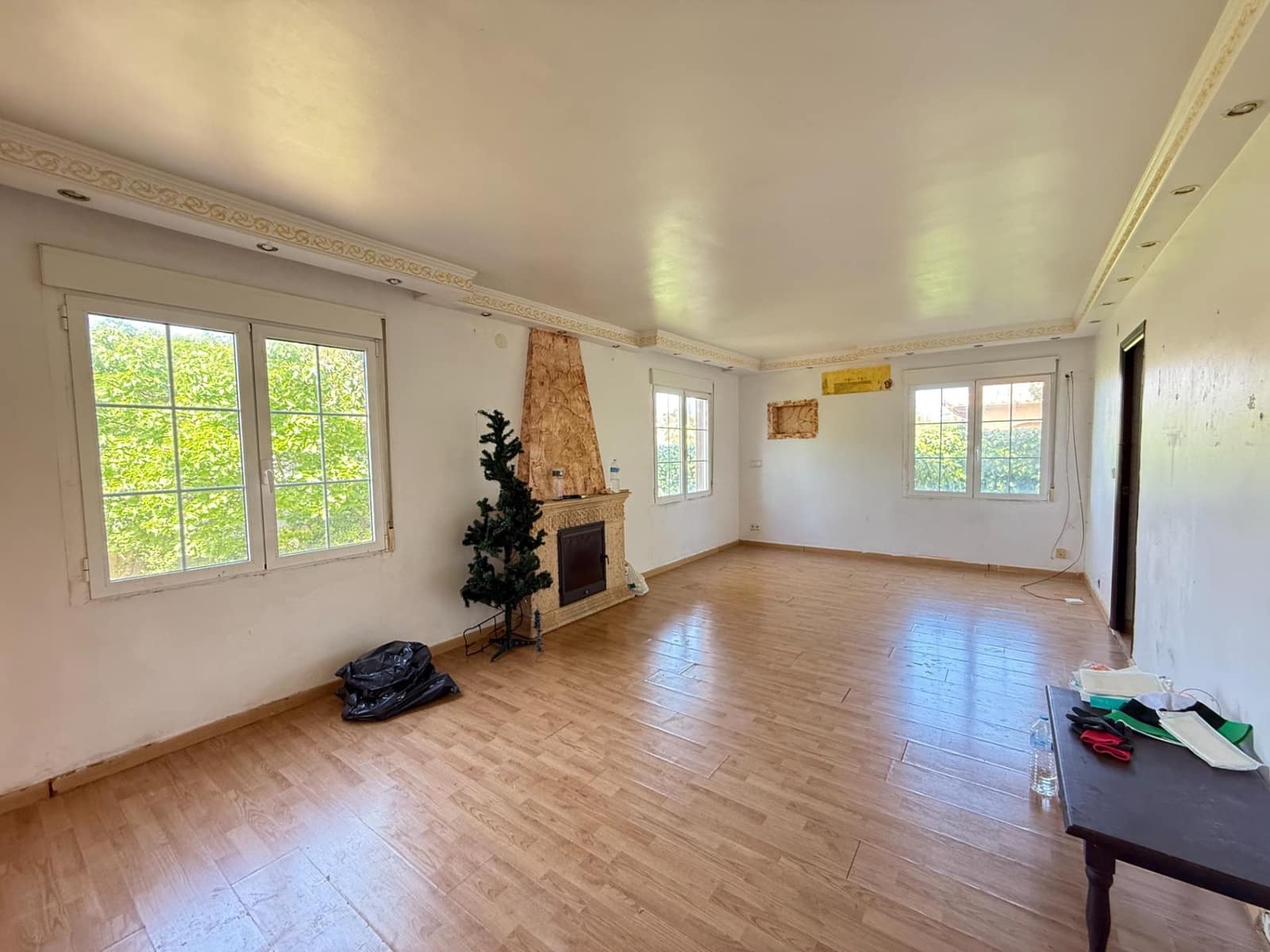 4 makuuhuone Huvila myytävänä paikassa Torrevieja mukana 
autotalli - 425 000 € (Ref: 9794585)