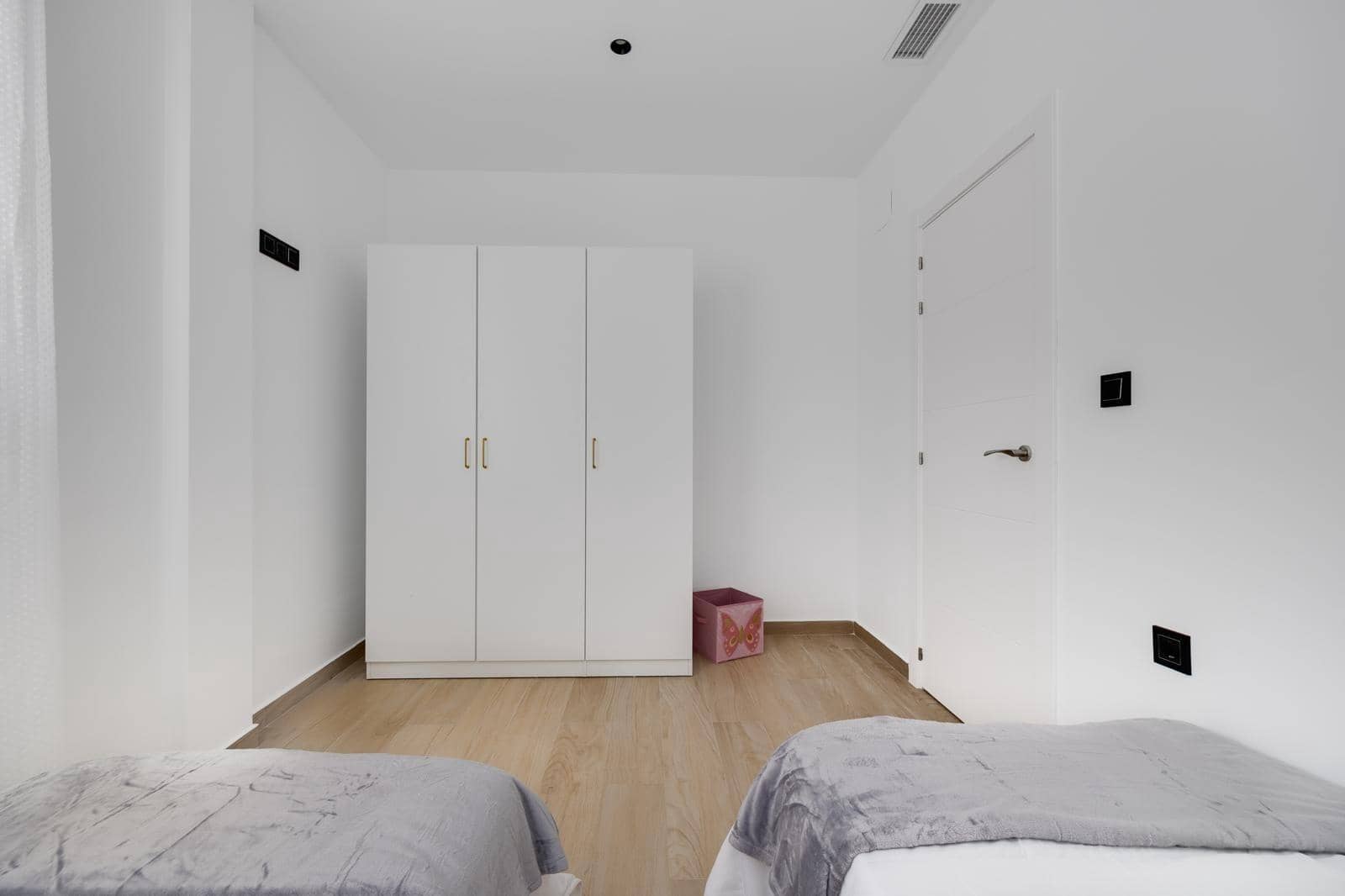 3 makuuhuone Huvila myytävänä paikassa Aguas Nuevas mukana 
autotalli - 598 000 € (Ref: 9804283)