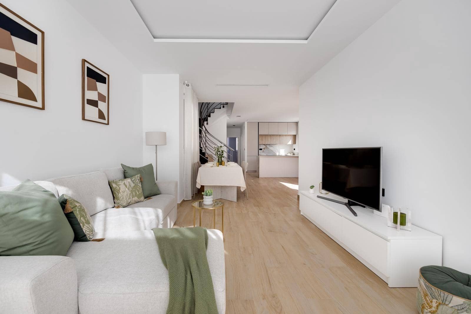 3 makuuhuone Huvila myytävänä paikassa Aguas Nuevas mukana 
autotalli - 598 000 € (Ref: 9804283)