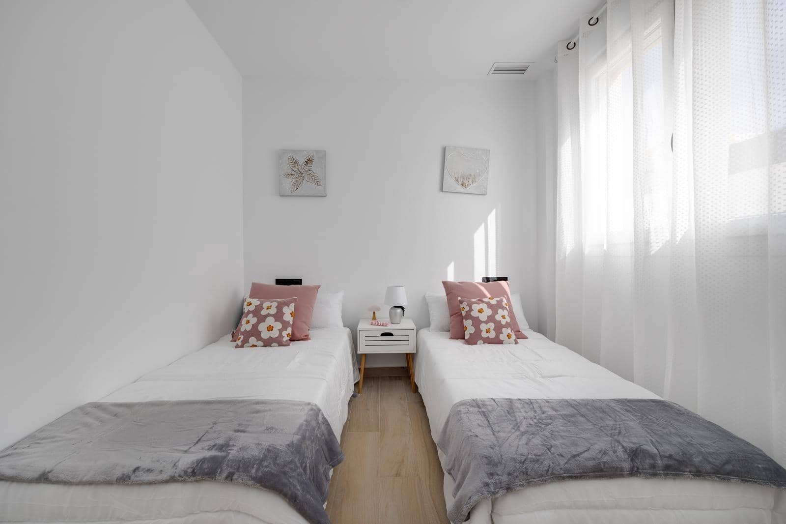 3 makuuhuone Huvila myytävänä paikassa Aguas Nuevas mukana 
autotalli - 598 000 € (Ref: 9804283)