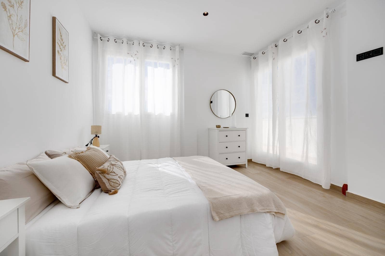 3 makuuhuone Huvila myytävänä paikassa Aguas Nuevas mukana 
autotalli - 598 000 € (Ref: 9804283)