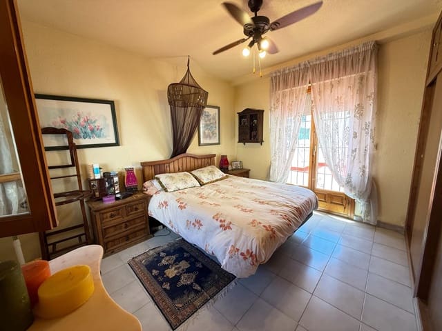 3 makuuhuone Kattohuoneisto myytävänä paikassa Playa del Acequión, Torrevieja - 149 000 € (Ref: 9866990)