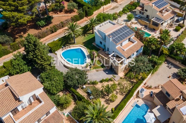 5 sovrum Villa till salu i Calpe / Calp med pool garage - 820 000 € (Ref: 10000226)