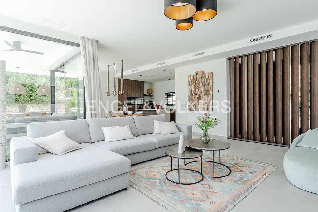 4 Zimmer Villa zu verkaufen in Benissa mit Pool Garage - 2.195.000 € (Ref: 10000227)