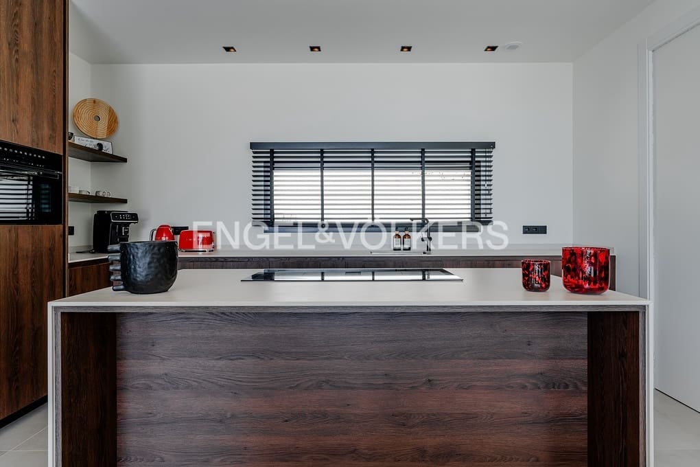 4 Zimmer Villa zu verkaufen in Benissa mit Pool Garage - 2.195.000 € (Ref: 10000227)