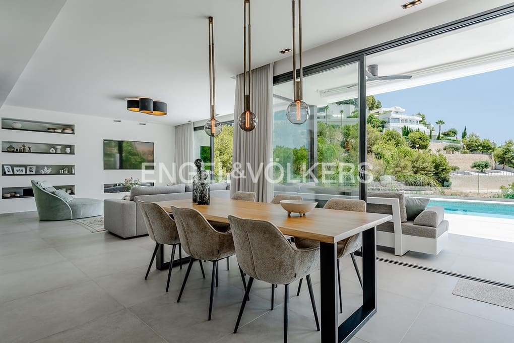 4 Zimmer Villa zu verkaufen in Benissa mit Pool Garage - 2.195.000 € (Ref: 10000227)