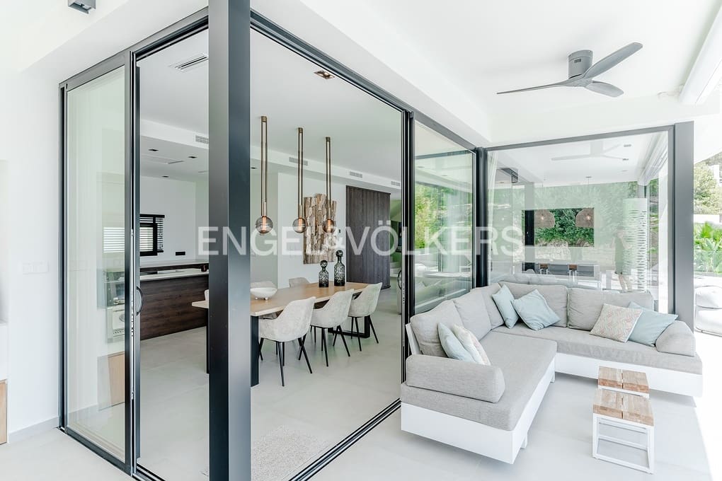 4 Zimmer Villa zu verkaufen in Benissa mit Pool Garage - 2.195.000 € (Ref: 10000227)