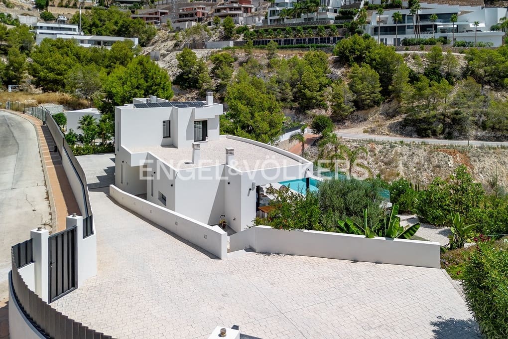4 Zimmer Villa zu verkaufen in Benissa mit Pool Garage - 2.195.000 € (Ref: 10000227)