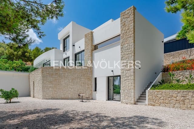 4 soverom Villa til salgs i Benissa med svømmebasseng garasje - € 2 195 000 (Ref: 10000227)