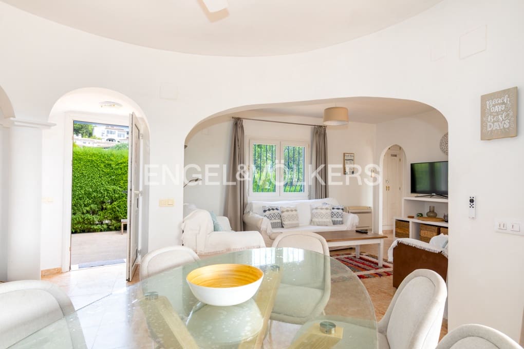 3 sypialnia Willa na sprzedaż w Moraira z basenem garażem - 780 000 € (Ref: 10000228)