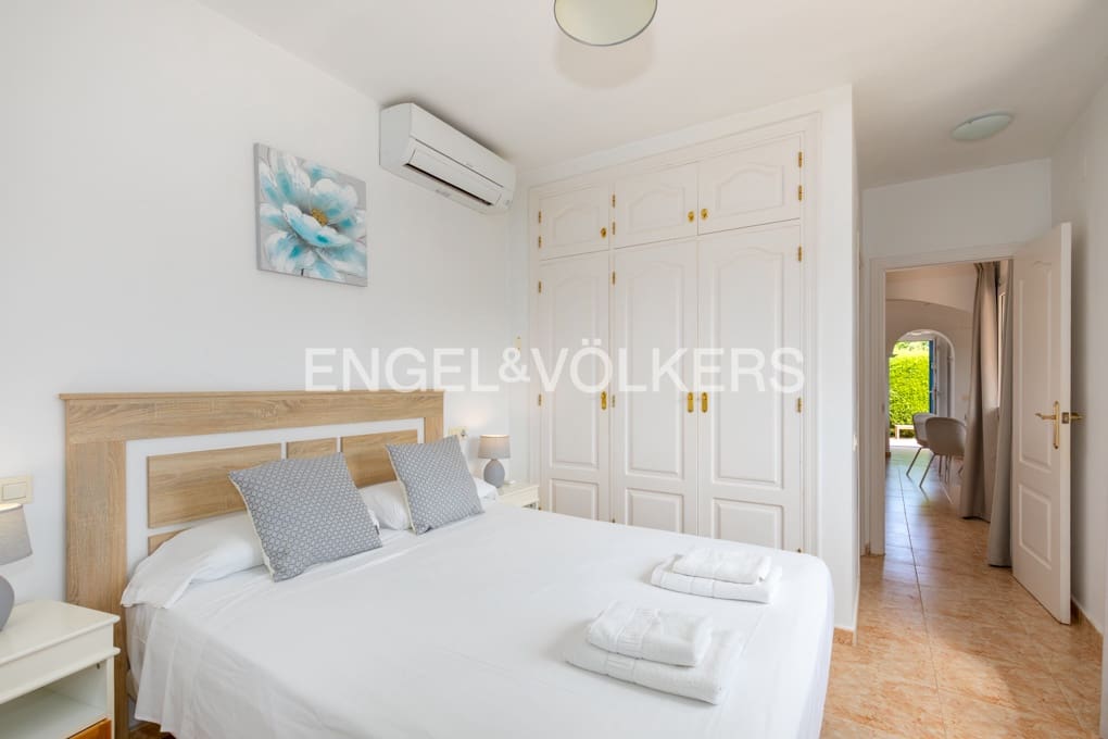3 sypialnia Willa na sprzedaż w Moraira z basenem garażem - 780 000 € (Ref: 10000228)