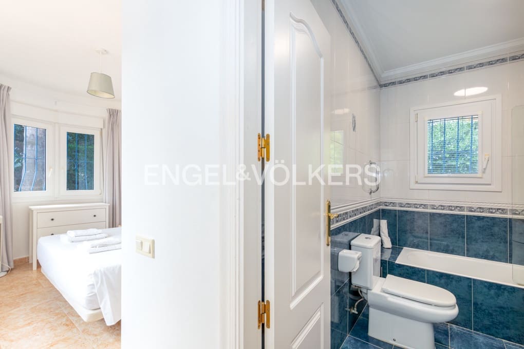 3 sypialnia Willa na sprzedaż w Moraira z basenem garażem - 780 000 € (Ref: 10000228)