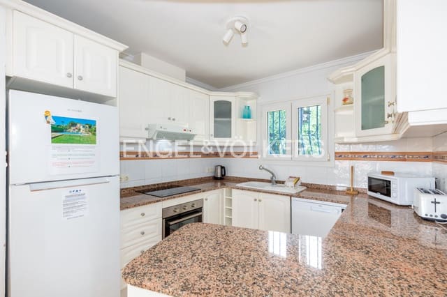 3 sypialnia Willa na sprzedaż w Moraira, Teulada-Moraira z basenem garażem - 780 000 € (Ref: 10000228)