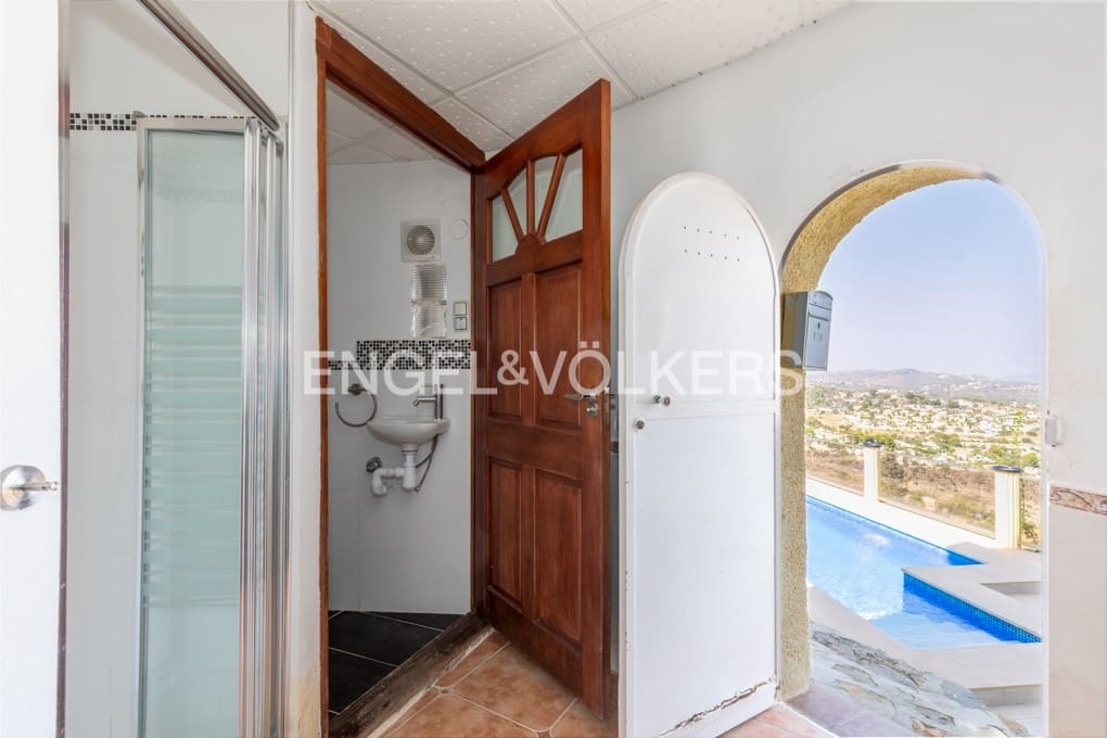 3 slaapkamer Villa te koop in Calpe / Calp met zwembad garage - € 829.000 (Ref: 10009692)
