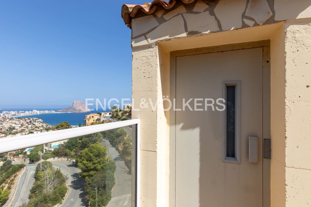 3 slaapkamer Villa te koop in Calpe / Calp met zwembad garage - € 829.000 (Ref: 10009692)
