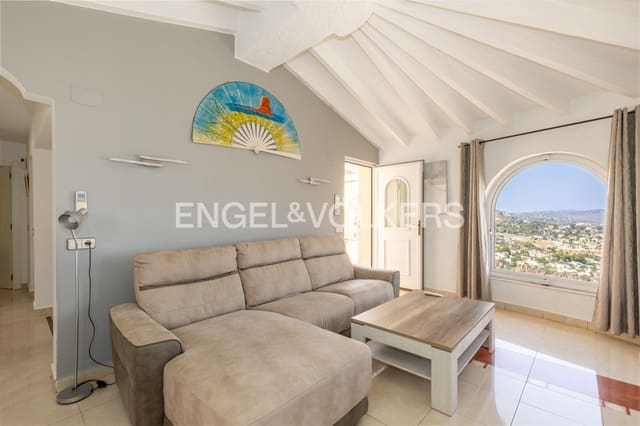 3 slaapkamer Villa te koop in Maryvilla, Calpe / Calp met zwembad garage - € 829.000 (Ref: 10009692)
