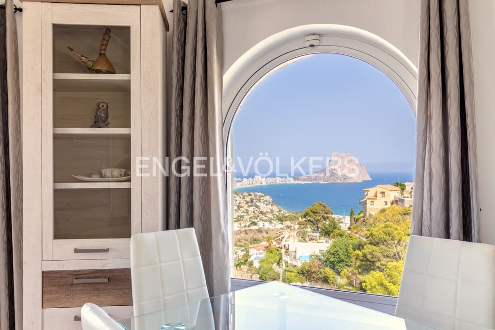 3 slaapkamer Villa te koop in Calpe / Calp met zwembad garage - € 829.000 (Ref: 10009692)
